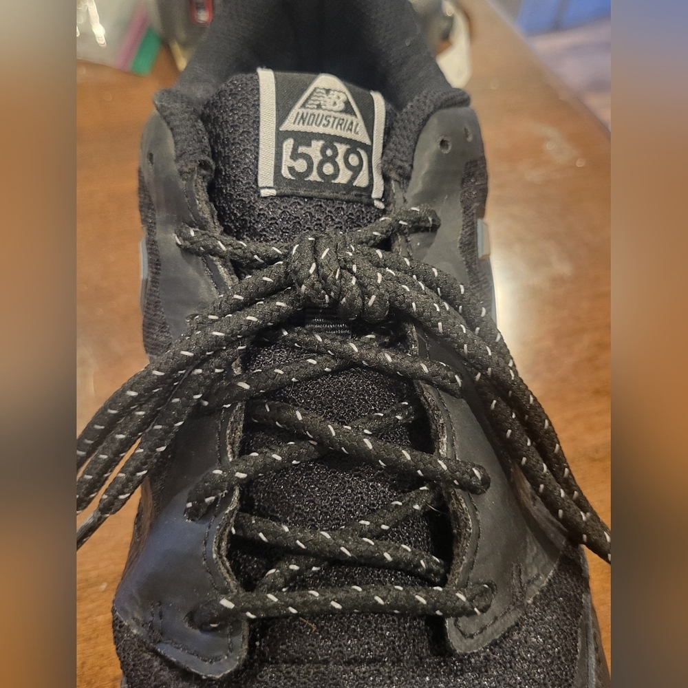 New Balance MID589G1 Men's Black Composite Non slip work shoe Size 9 - Picture 10 of 11